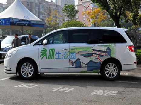 长葛户外车贴喷绘如何保持效果?